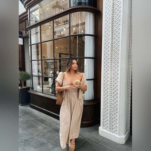 Starlow Elegant Striped Tan Maxi Dress Size M - Picture 2 of 7